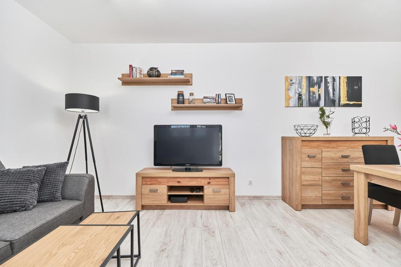 Exclusive Apartments Teczowa With Underground Parking By Noclegi Renters Wrocław Eksteriør billede