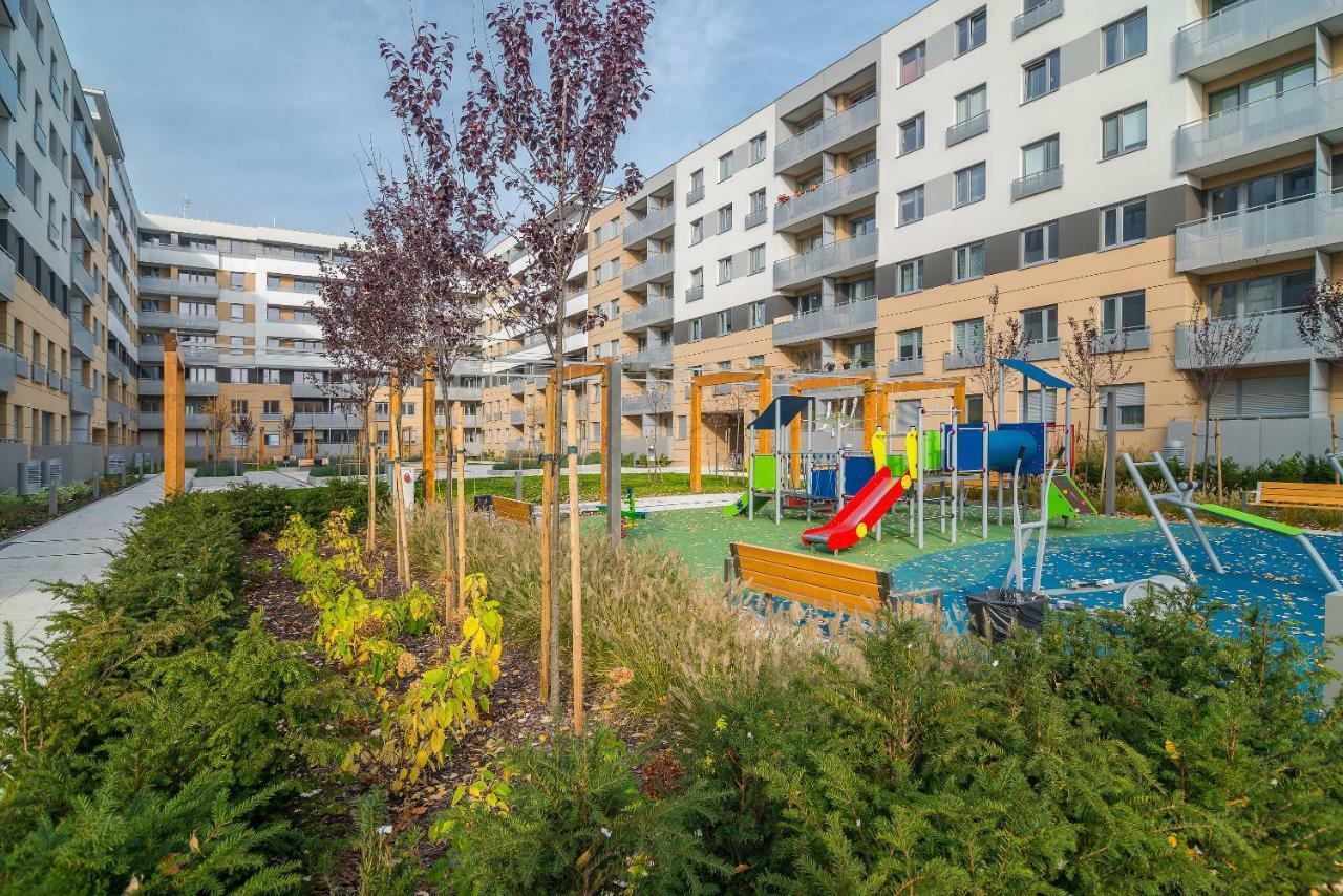 Exclusive Apartments Teczowa With Underground Parking By Noclegi Renters Wrocław Eksteriør billede
