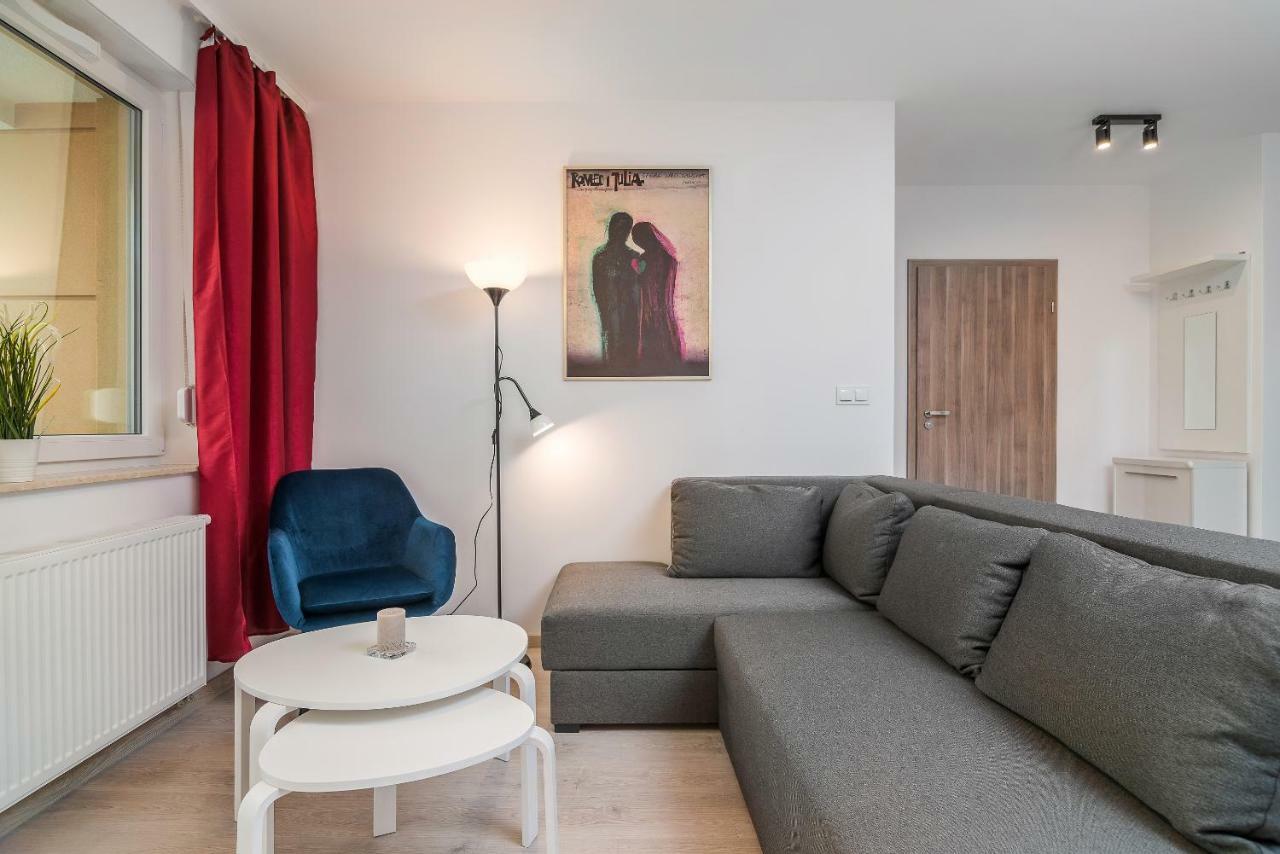 Exclusive Apartments Teczowa With Underground Parking By Noclegi Renters Wrocław Eksteriør billede