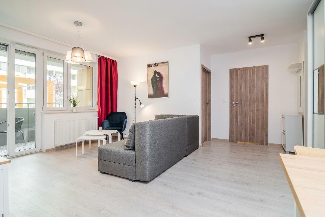 Exclusive Apartments Teczowa With Underground Parking By Noclegi Renters Wrocław Eksteriør billede