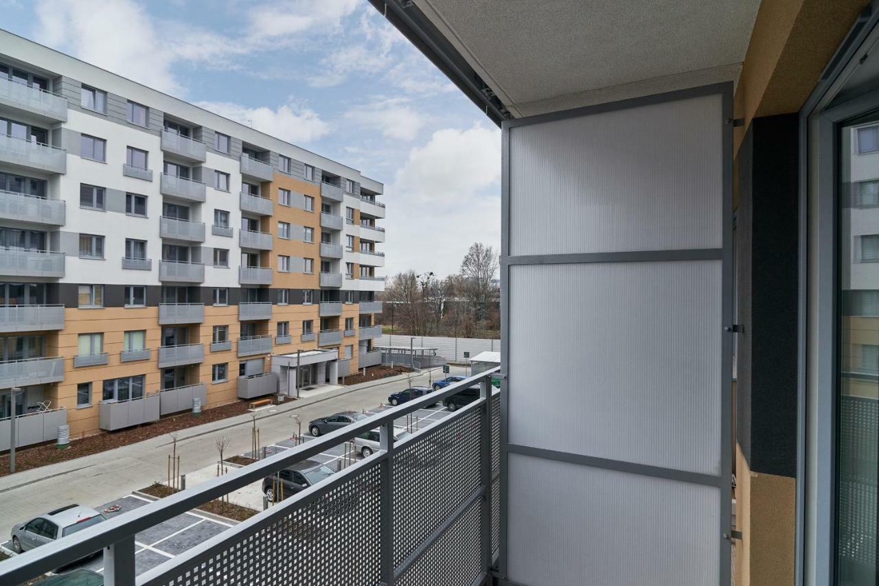 Exclusive Apartments Teczowa With Underground Parking By Noclegi Renters Wrocław Eksteriør billede